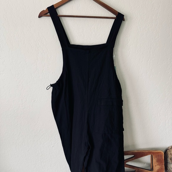 Boutique | black jumpsuit overalls - Picture 5 of 5